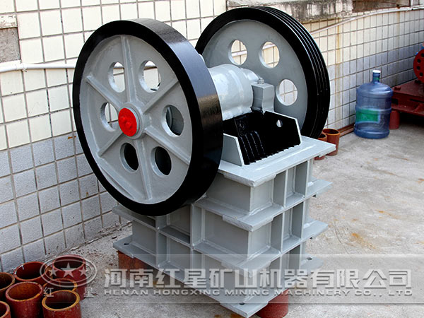顎式破碎機(jī) 顎式破碎機(jī)