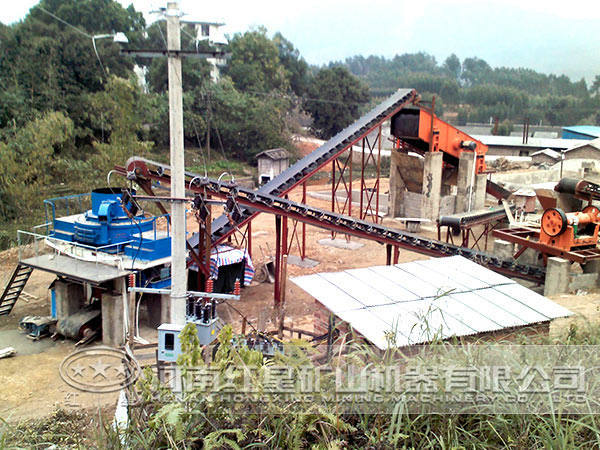 河卵石制砂生產(chǎn)線作業(yè)現(xiàn)場 河卵石制砂生產(chǎn)線作業(yè)現(xiàn)場