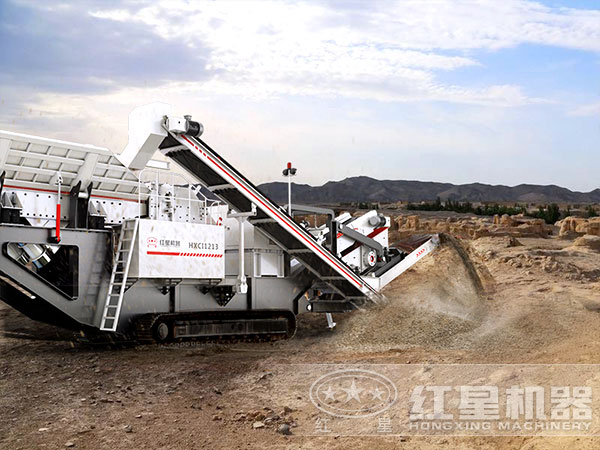 履帶式移動破作業(yè)現場 履帶式移動破作業(yè)現場