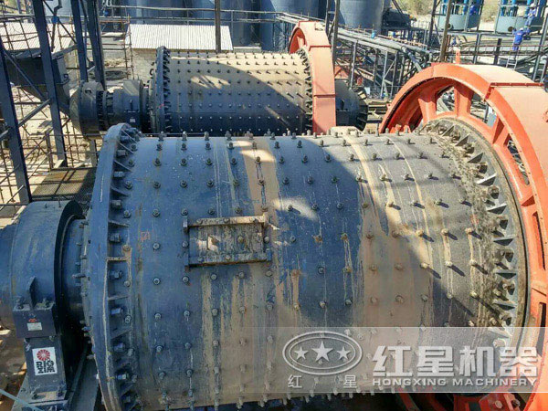 棒磨機(jī)生產(chǎn)現(xiàn)場(chǎng)