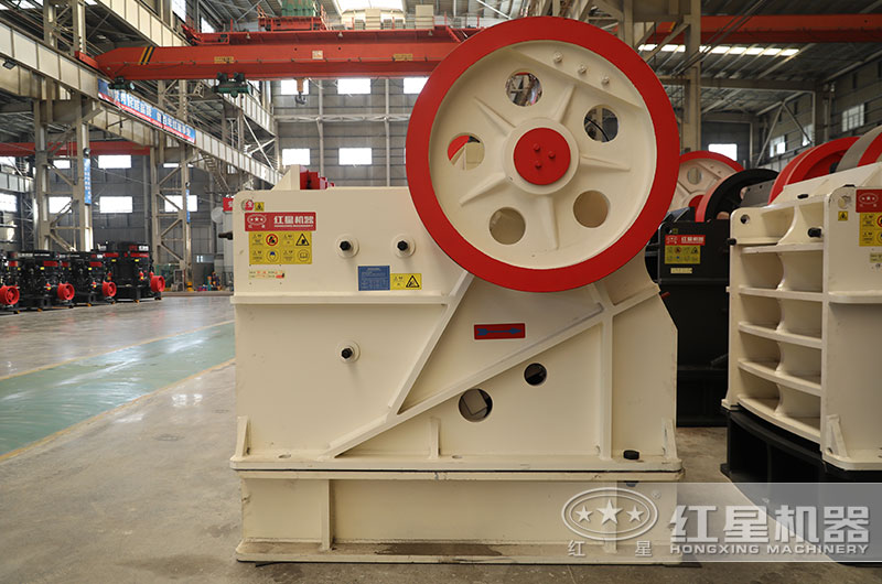 粗碎顎式破碎機 粗碎顎式破碎機